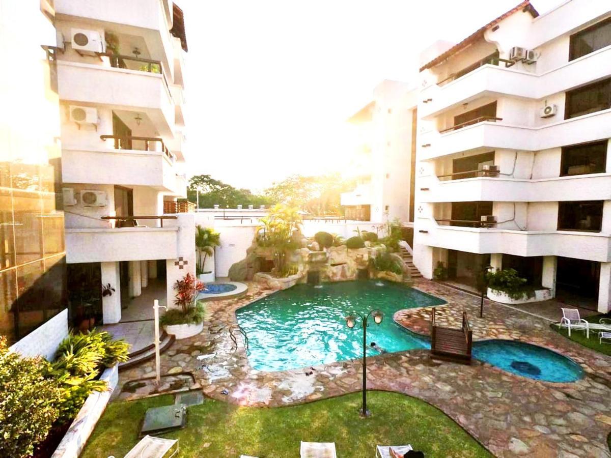 Suites Casa Blanca Santa Cruz de La Sierra Luaran gambar