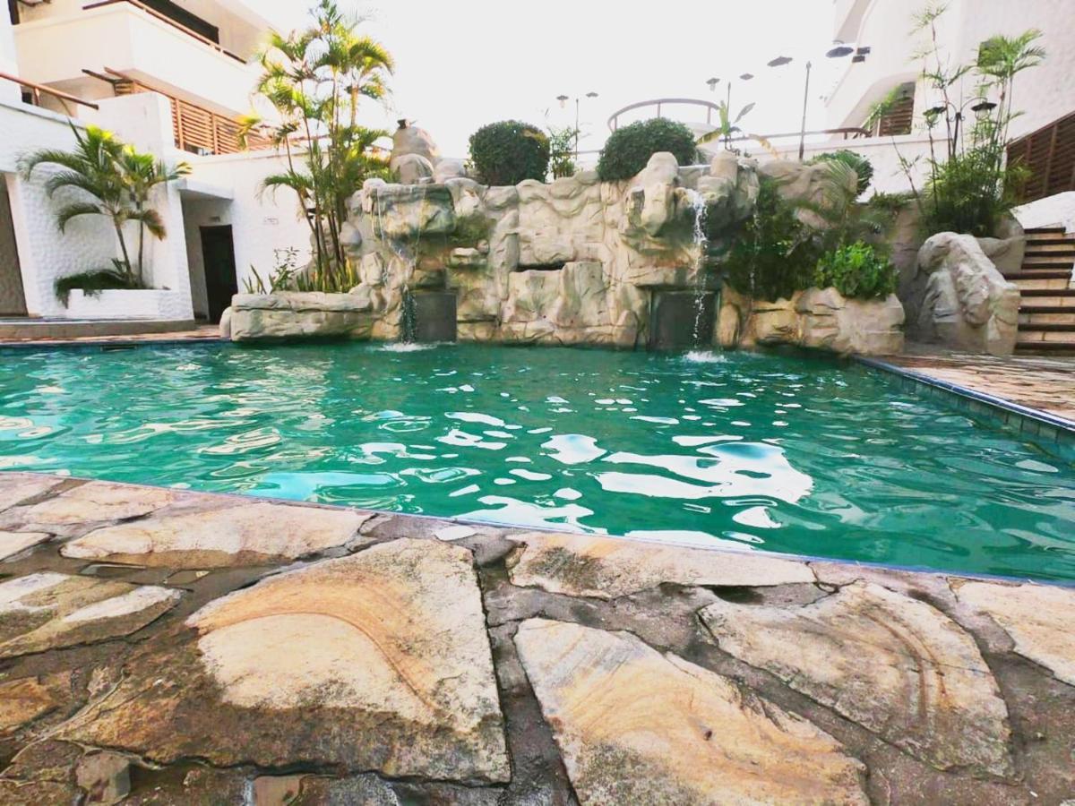 Suites Casa Blanca Santa Cruz de La Sierra Luaran gambar